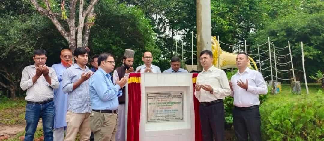 প্রায় ২কোটি ৮০ লাখ টাকা ব্যয় নীলফামারী নীলসাগর পর্যটন কেন্দ্রের উন্নয়ন কাজ উদ্বোধন