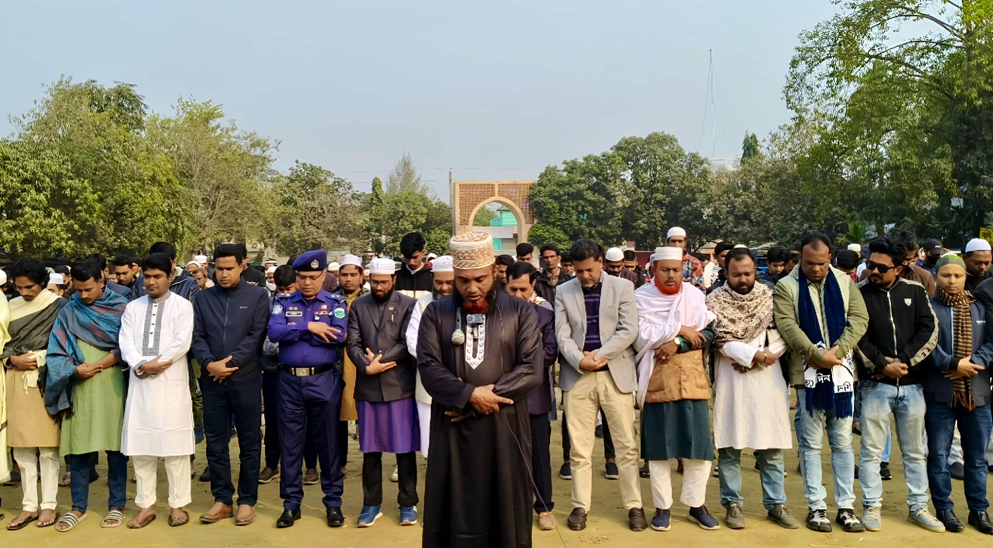 নওগাঁয় হাদির গায়েবানা জানাযা অনুষ্ঠিত