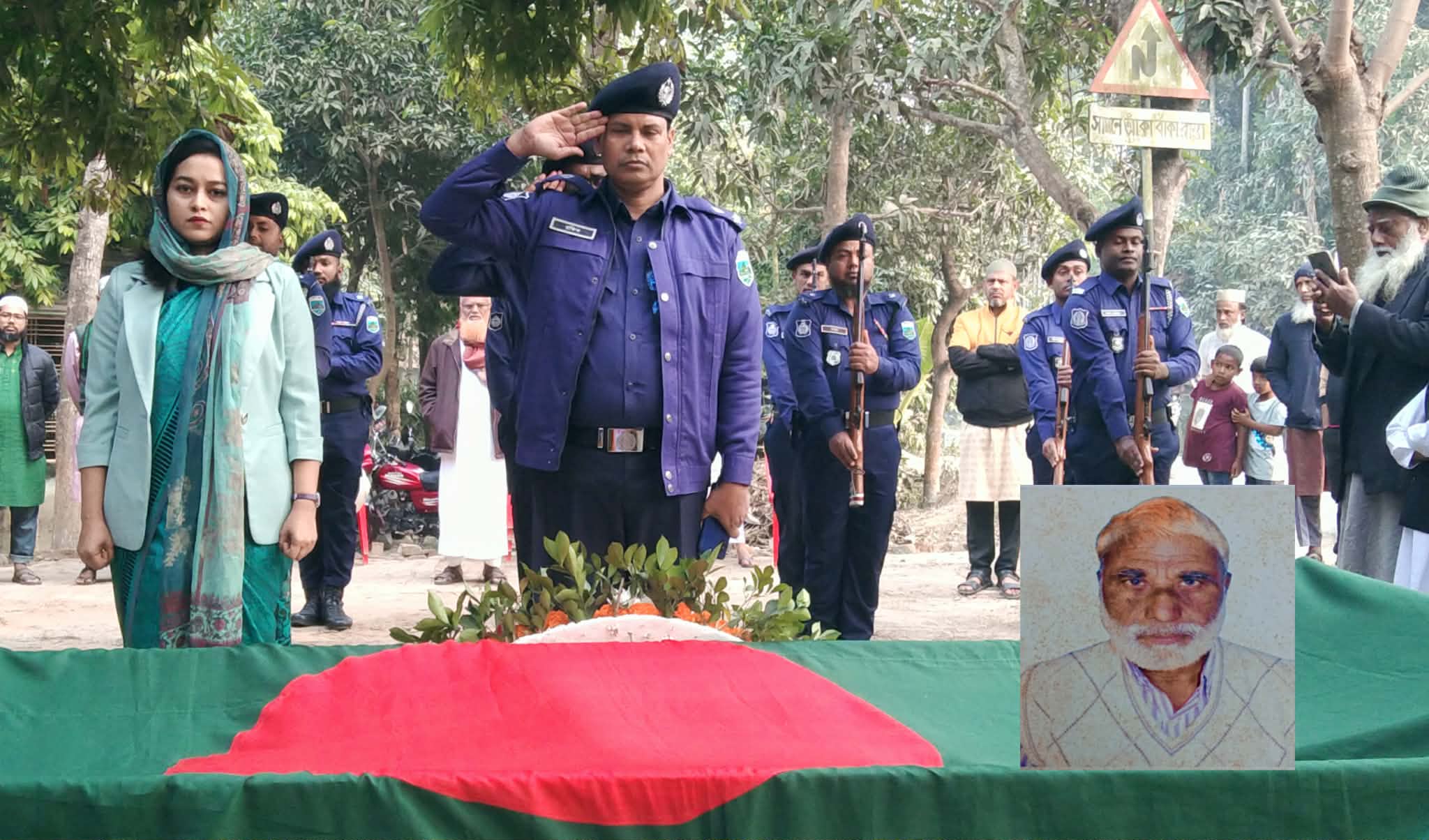 আটঘরিয়ায় বীর মুক্তিযোদ্ধা আলহাজ্ব সুলতান আহমদ খানের দাফন রাষ্ট্রীয় মর্যাদায় সম্পন্ন