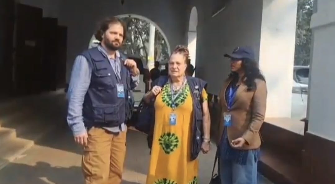 ​গাজীপুরে রিটার্নিং কর্মকর্তার সাথে ইউরোপিয়ান ইউনিয়নের সদস্যদের সাক্ষাৎ।